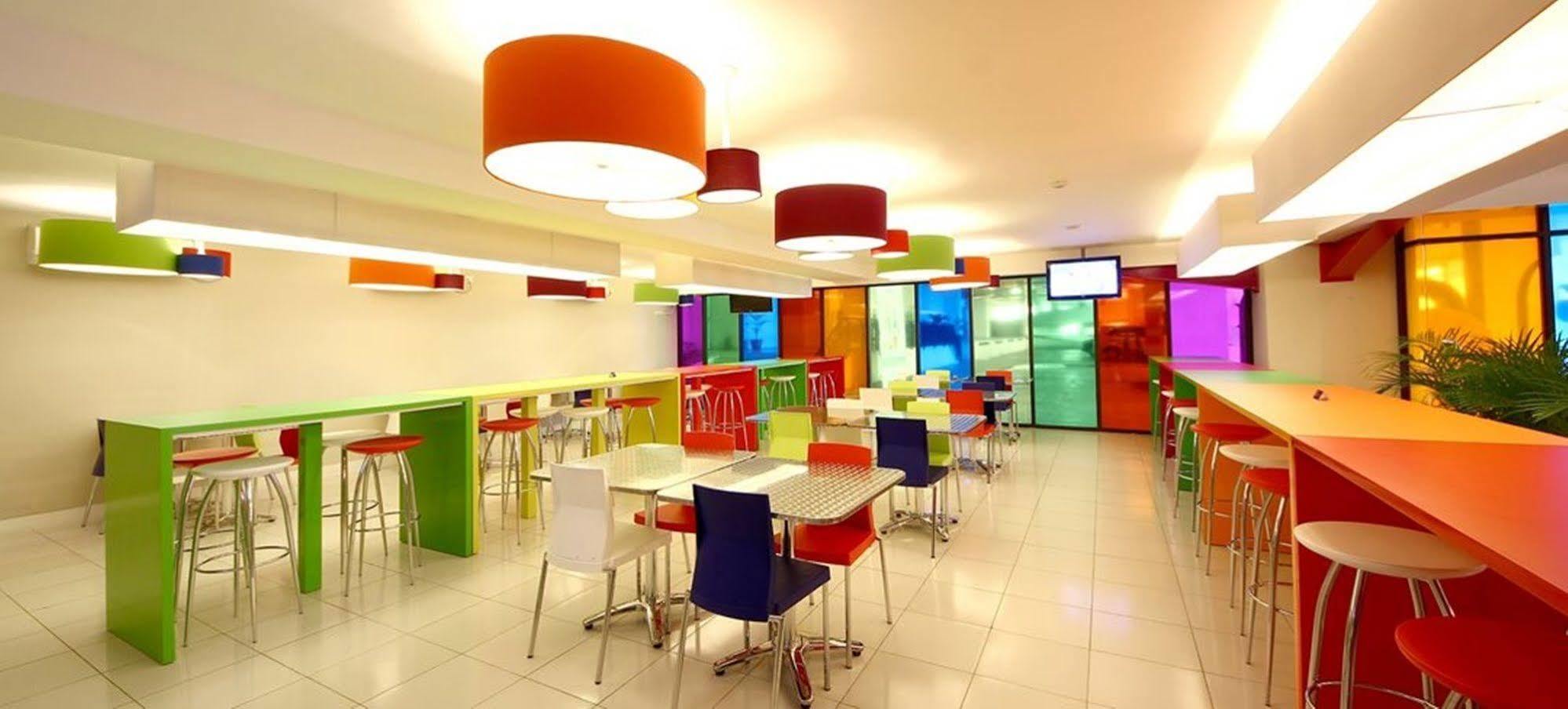 Pop! Hotel Festival Citylink Bandung Buitenkant foto