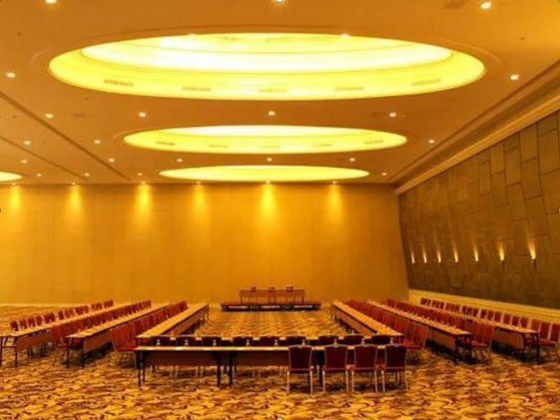 Pop! Hotel Festival Citylink Bandung Buitenkant foto
